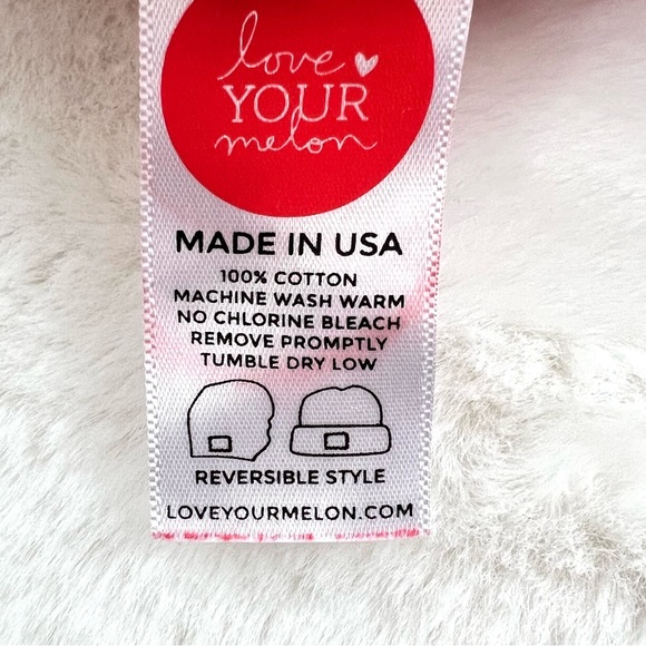 Lululemon RARE Lululemon x Love Your Melon Beanie Color Red and White - Picture 5 of 9